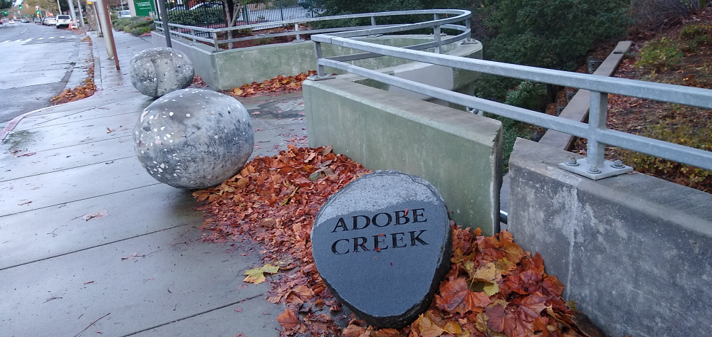 Adobe Creek：アドビ川1